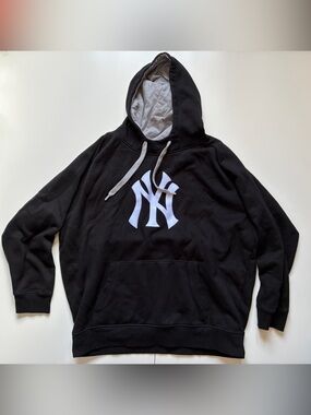 Antigua Black New York Yankees Hoodie